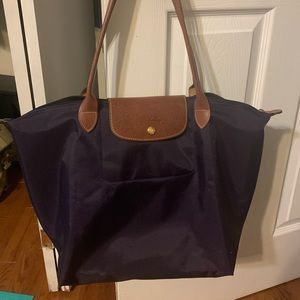 Longchamp purse